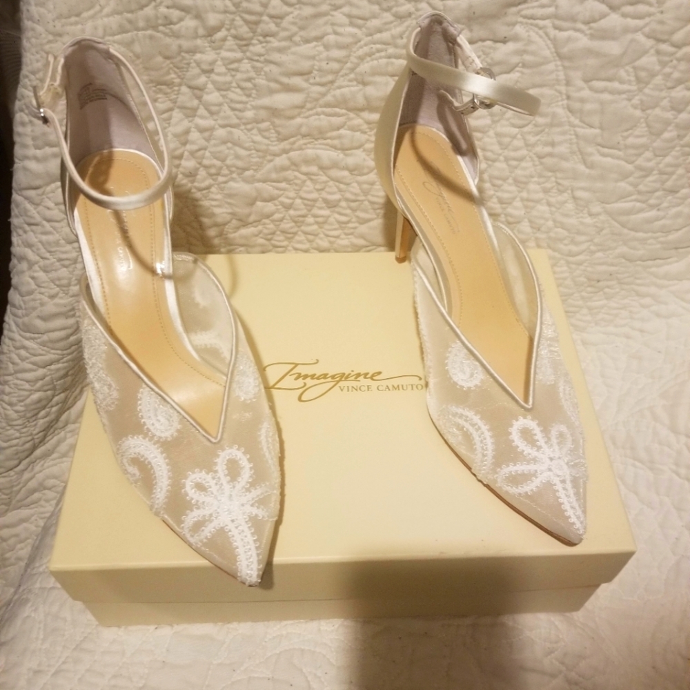 Vince Camuto 9M